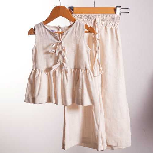 set beige