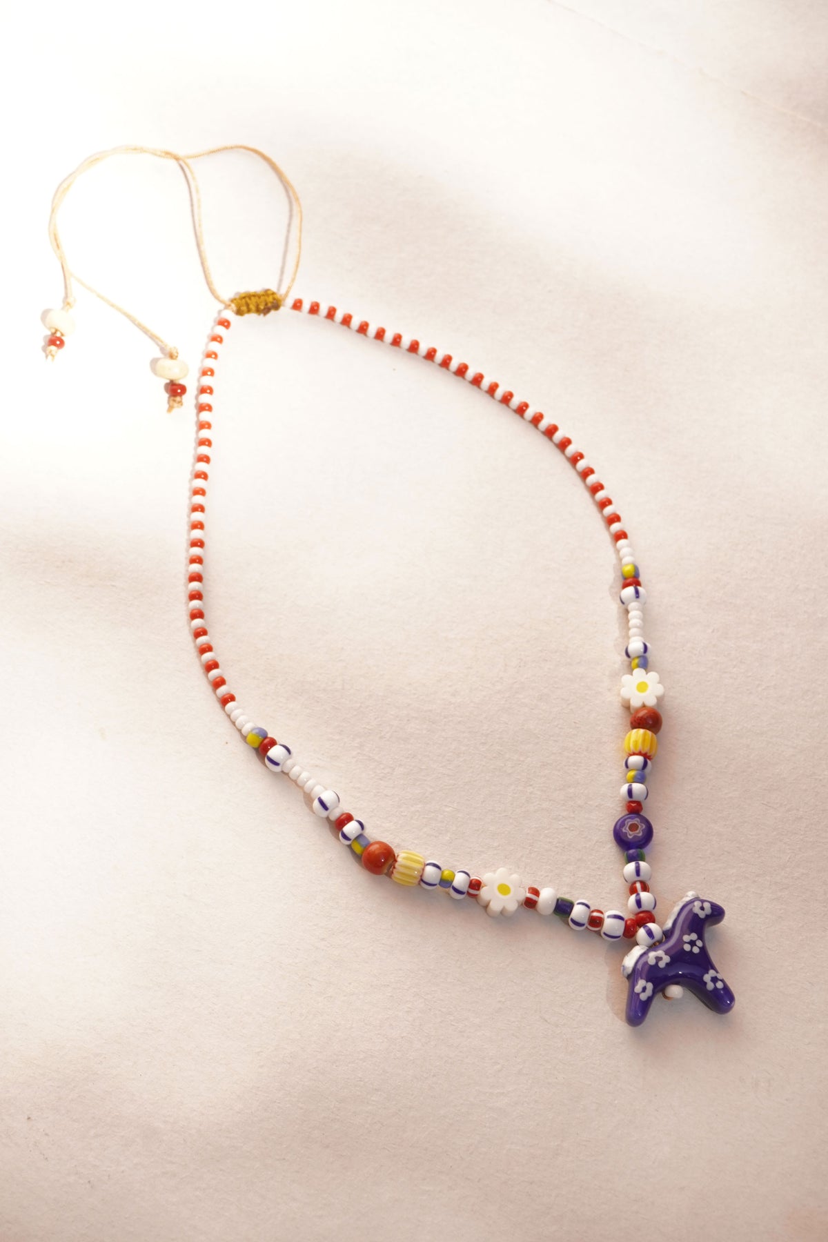 Collar artesanal Blue horse