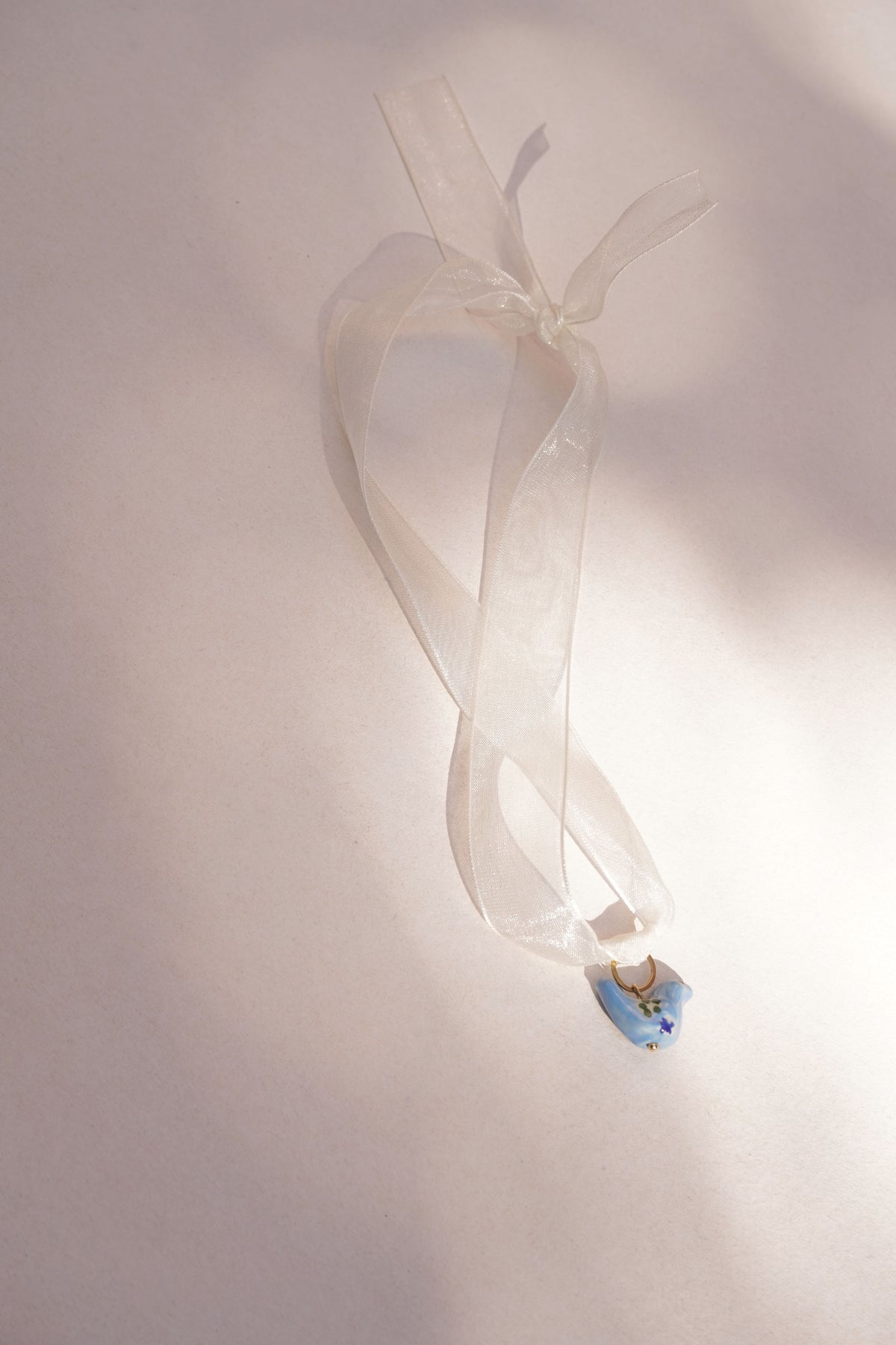 Collar en seda Blue Bird